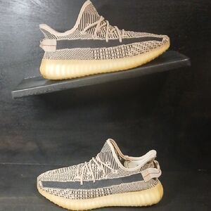 YEEZY BOOST 350 V2 (ZYON!) MENS-8 100% AUTHENTIC!